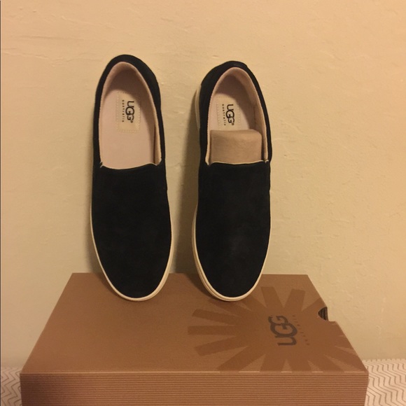 NWOT Ugg W Fierce Slip-on Sneaker - Picture 1 of 8